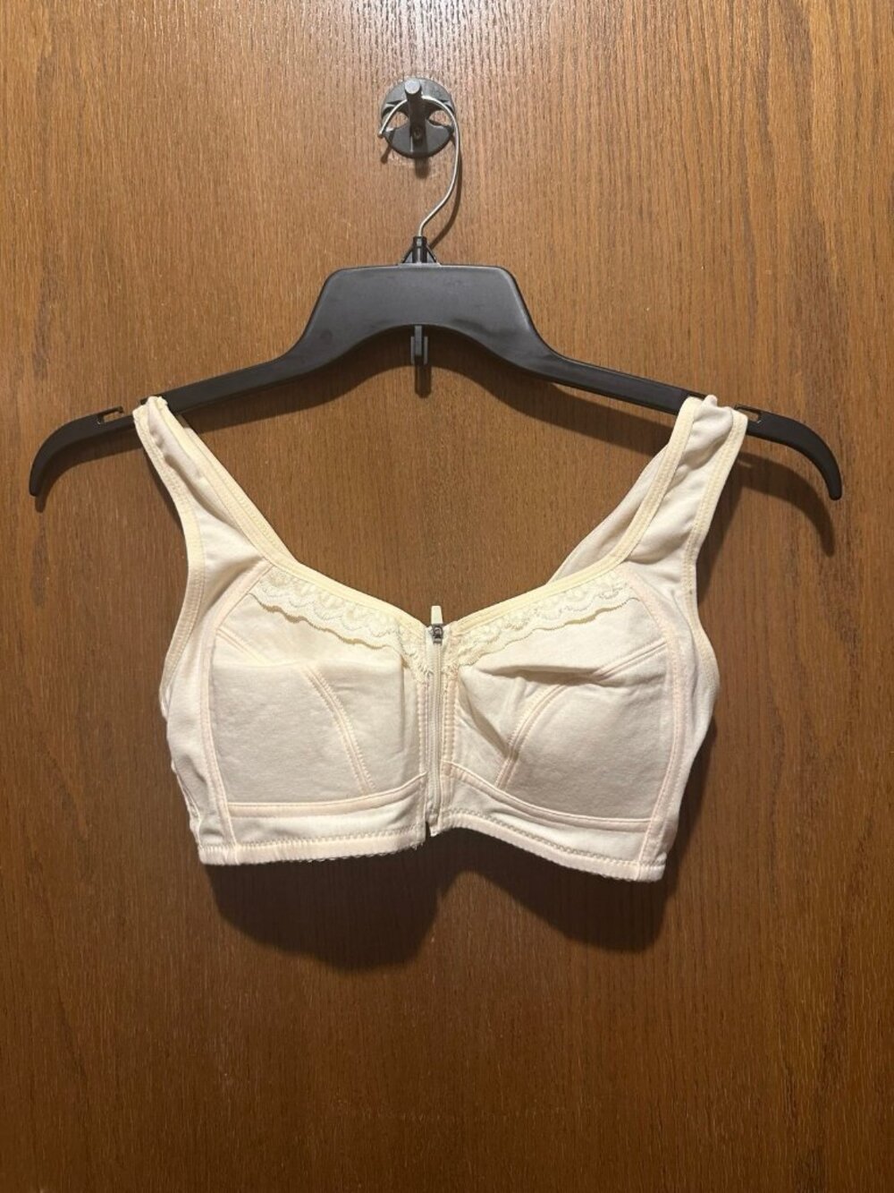 Vanity Fair 38C White Wireless Front Closure Bra Full Coverage Comfort Bra new